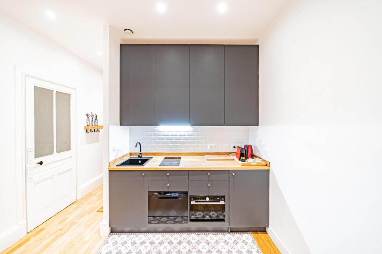 Aapartment With Character Parquet Flooring Fireplace - Charpennes Villeurbanne Esterno foto